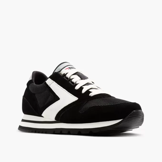 Brooks Chariot Brooks Chariot