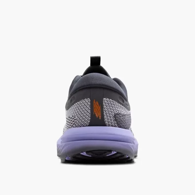 Brooks Revel 7