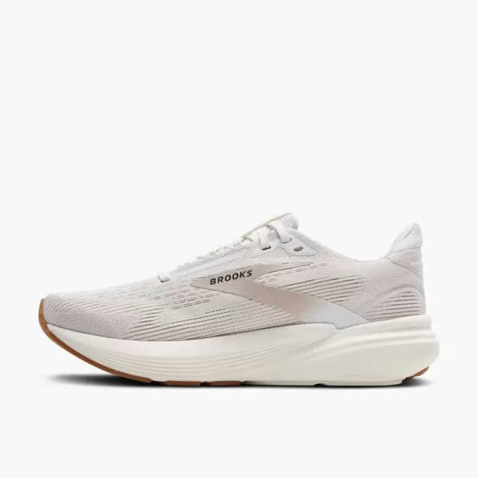 Brooks Revel 8