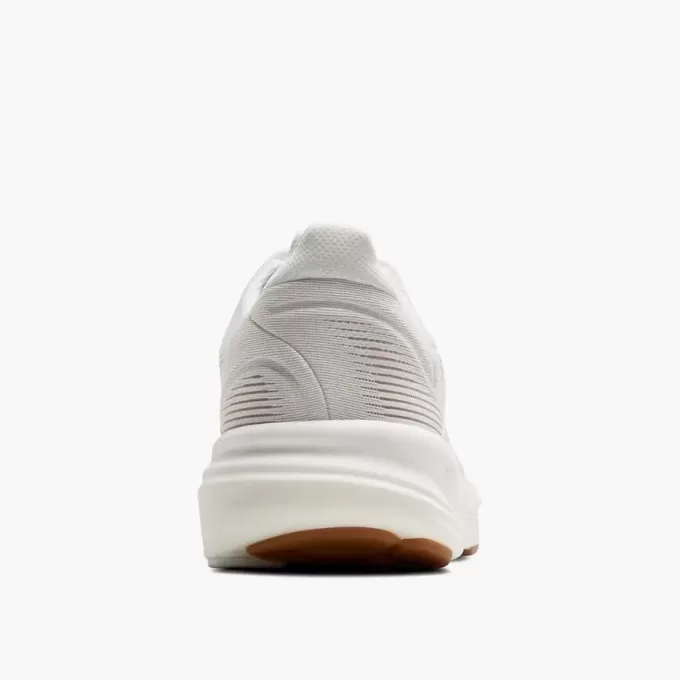 Brooks Revel 8