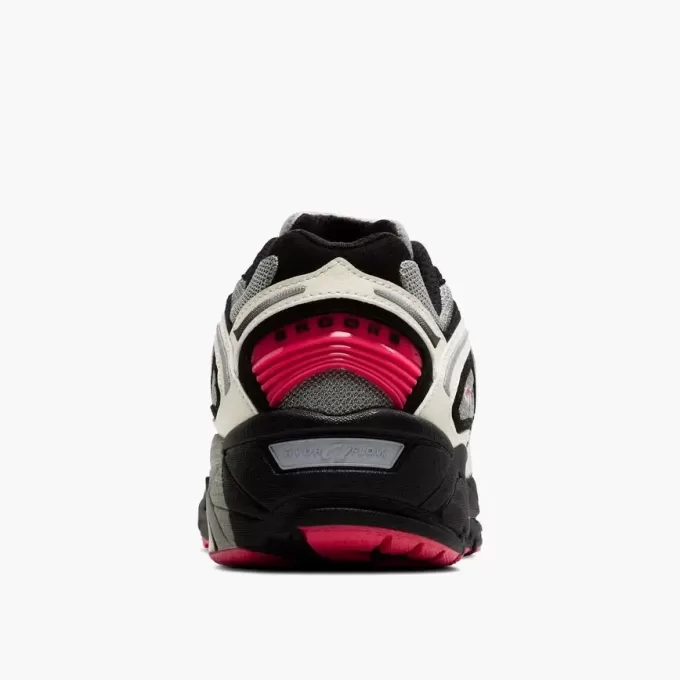 Brooks STAPLE x Adrenaline GTS 4 Brooks STAPLE x Adrenaline GTS 4