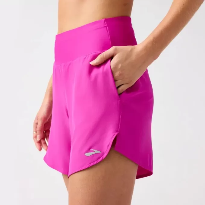Short Brooks Chaser 7&Prime; 2.0